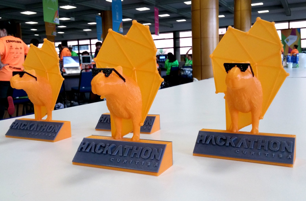 trofeu-hackathon-curitiba-laranja