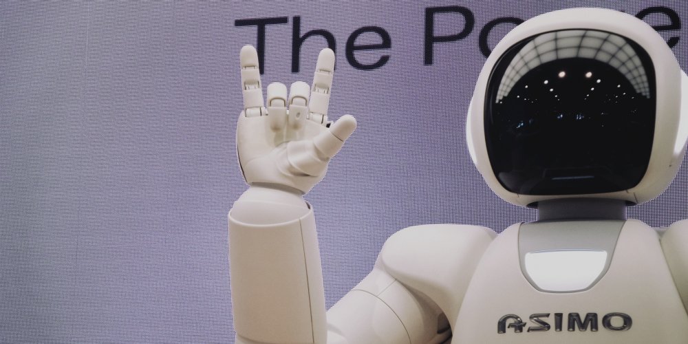 robo_acenando_tendencias_tecnologicas tendências tecnológicas - robô acenando